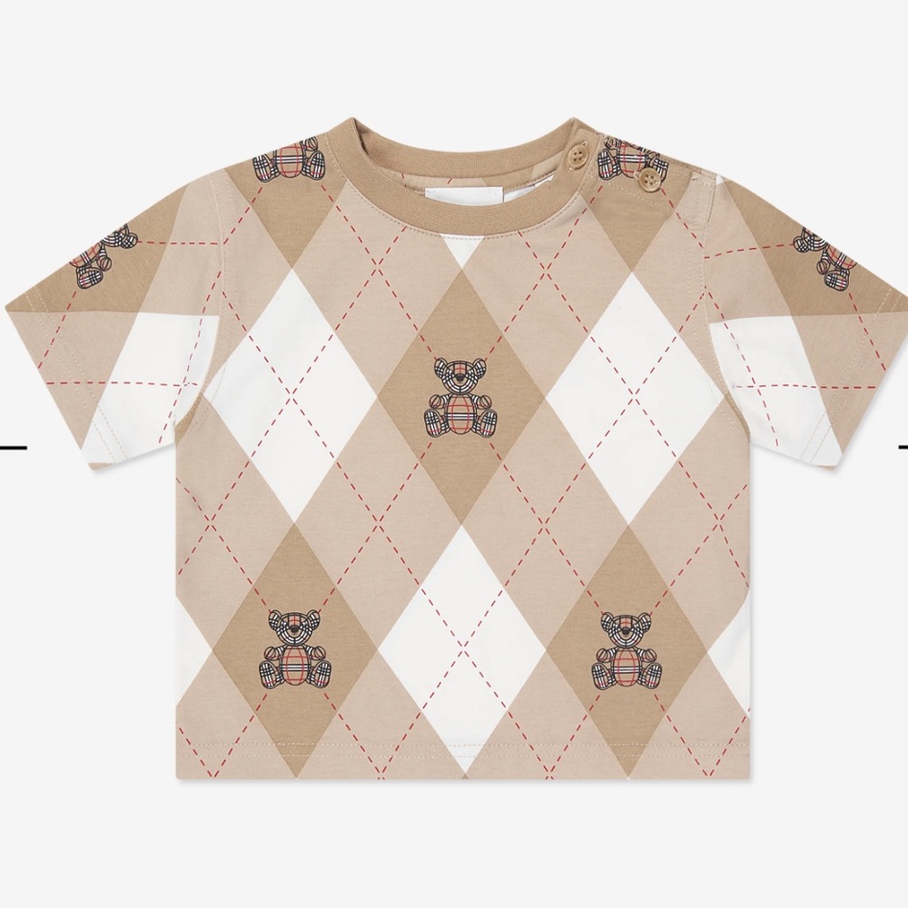 NWT Burberry Cedar Bear T Shirt 🐻